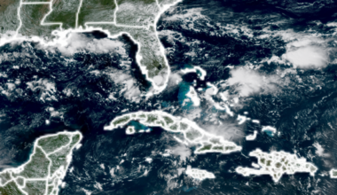Record-warm Gulf waters could fuel late tropical activity despite El Niño