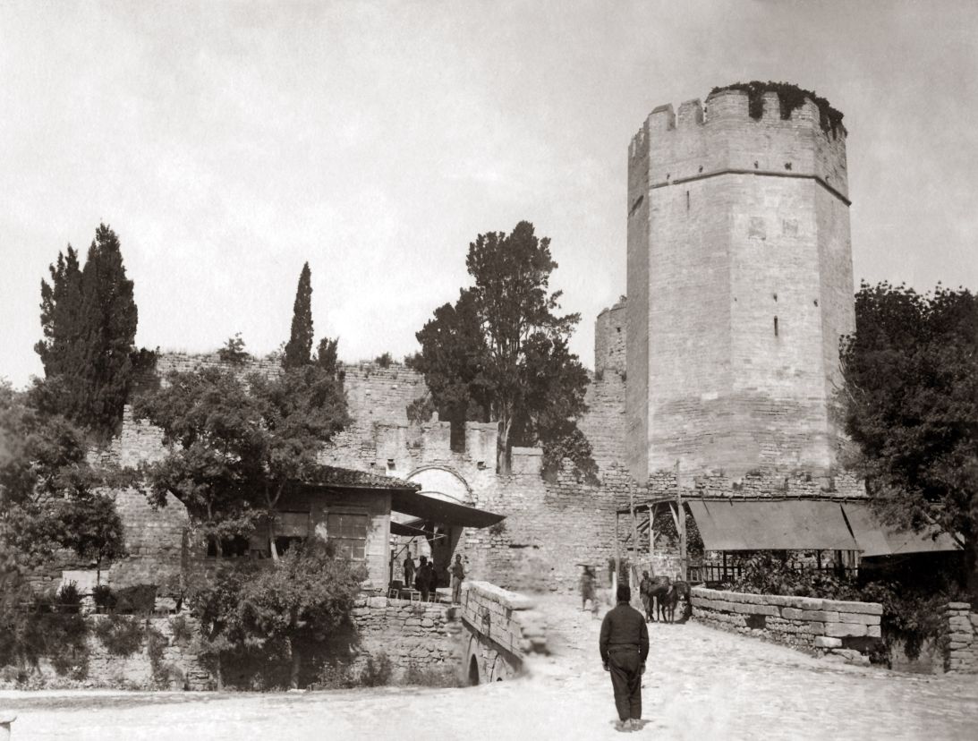 An early photograph shows Yedikule Fortress circa 1890.