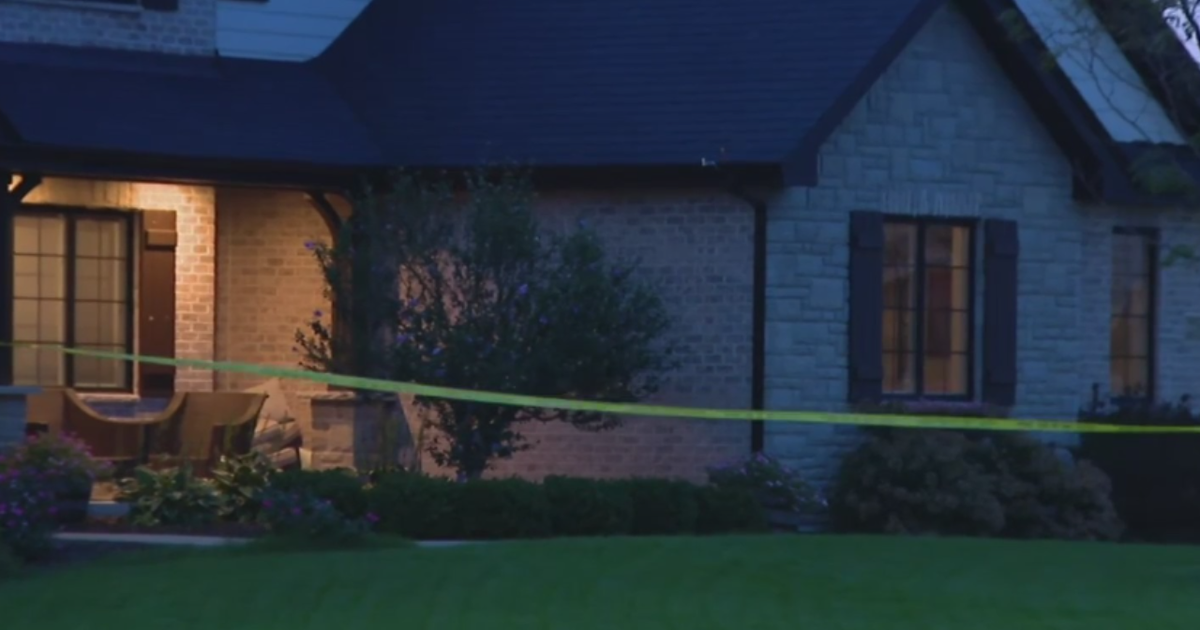 Mother charged with murder in death of 2-year-old son in Frankfort, Illinois