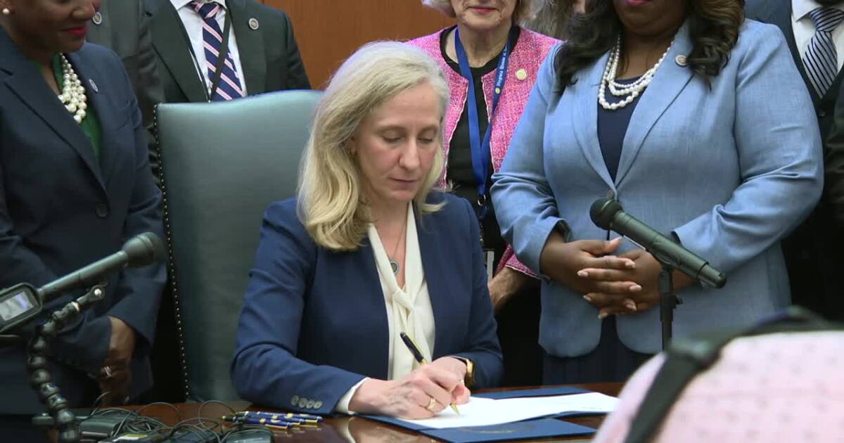 Gov. Spanberger proposes new data center rules for Virginia; reaction is mixed