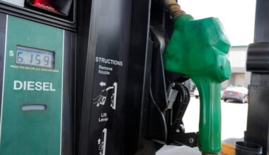 US diesel prices soar past $6 a gallon, deepening strain for hauling everyday goods : NPR