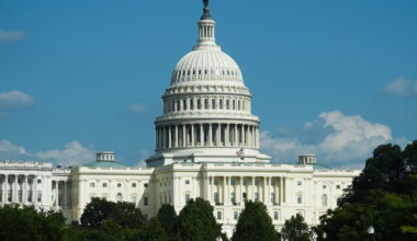 Congress averts a government shutdown ahead of midterms : NPR