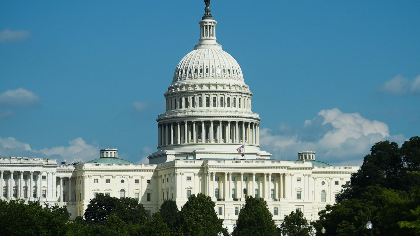 Congress averts a government shutdown ahead of midterms : NPR