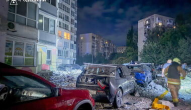 Russian strikes kill 2 Ukrainian civilians as air war intensifies