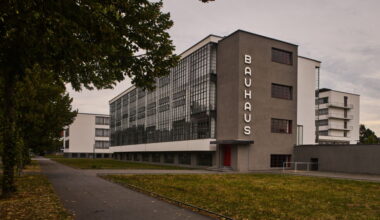 German far-right AfD targets the country's iconic Bauhaus ahead of key election