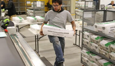 Judge again halts USPS mail ballot plan