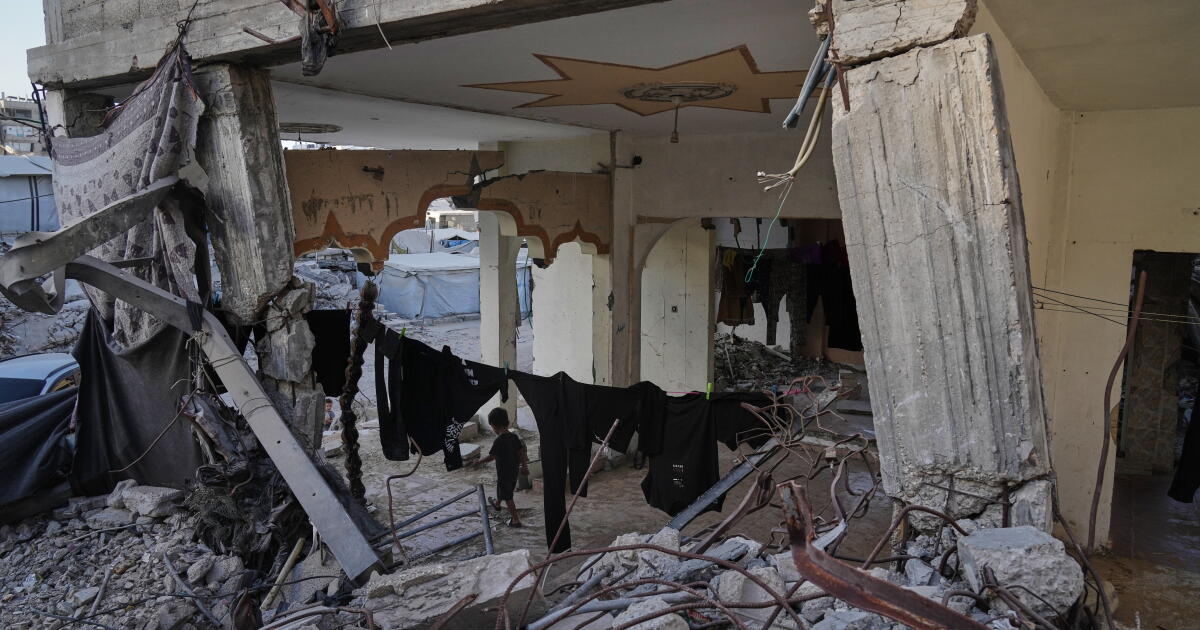 Fatal building collapse highlights dangers long after Gaza ceasefire