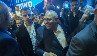 Eisenkot unveils Yashar electoral list ahead of Oct. 27 vote - Israel & Jewish News