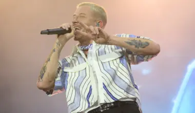 IAC urges Ed Sheeran to drop Macklemore after anti-Israel act - Israel & Jewish News