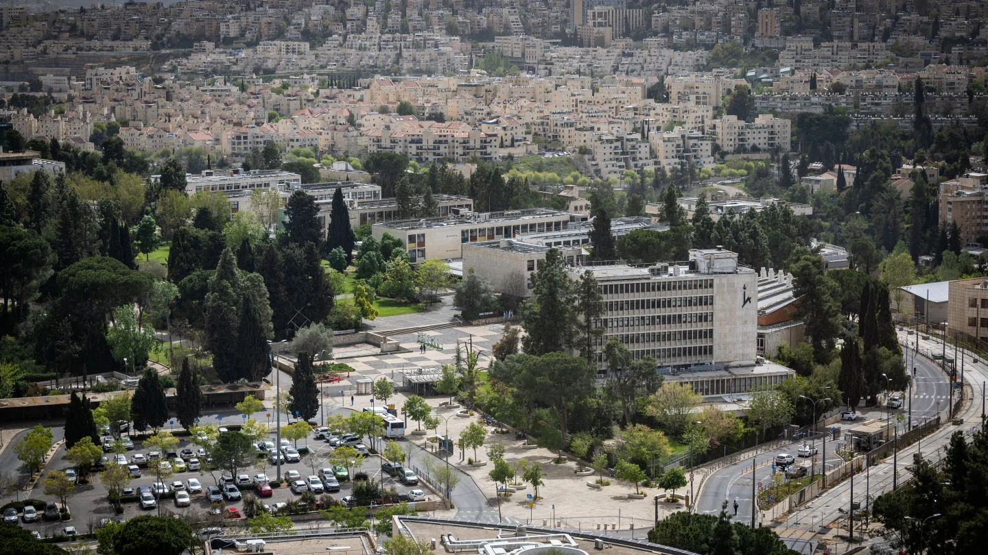 Amid efforts to isolate Israel on U.S. campuses, UCLA signs biomedical, exchange agreements with Hebrew U - Israel & Jewish News