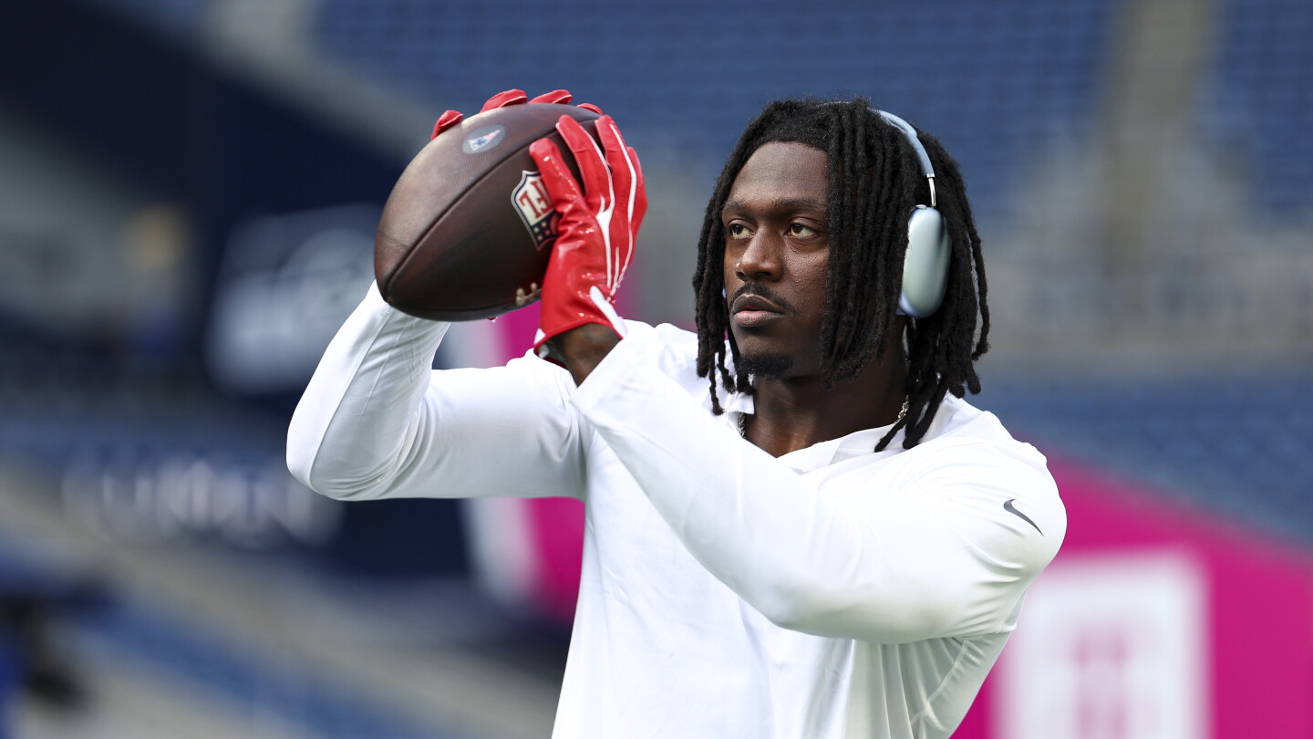 Mike Vrabel: A.J. Brown still undergoing tests, unsure of Week 2 availability