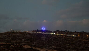 Israel's Netanyahu Orders West Bank Settler Outposts to Be Removed, Sources Say