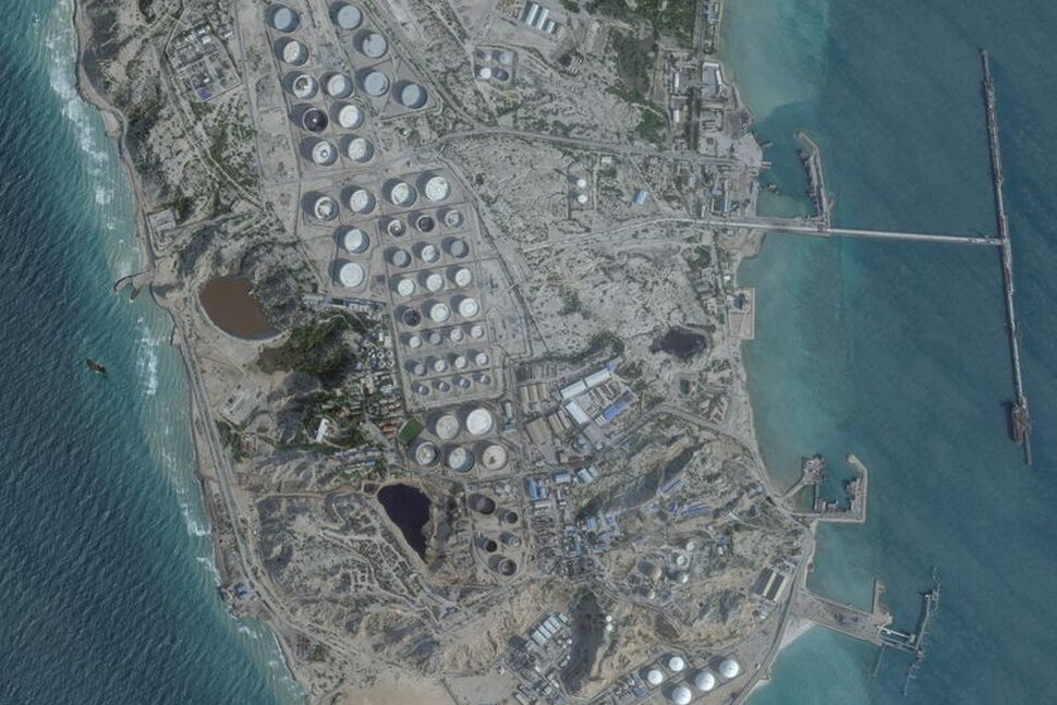 Blasts Heard Near Iran's Kharg Island in Gulf, Amid Reports Tanker Hit