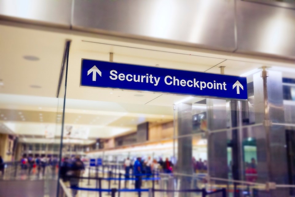 US advisory: Cellphone search update for Canadian travellers