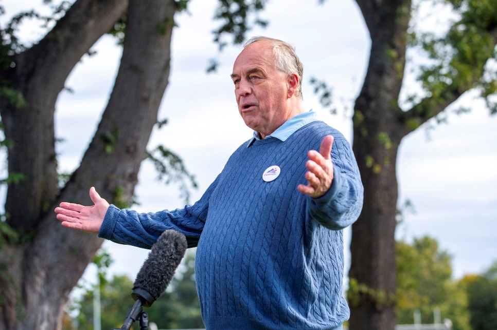 Ex B.C. Green leader to run for CentreBC