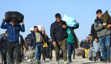 Iran deports 492,000 Afghans in 2026