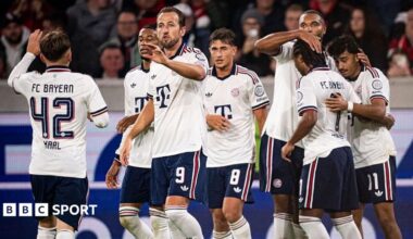 Freiburg 1-3 Bayern Munich: Bayern beat Freiburg as fans unveil Kompany banner
