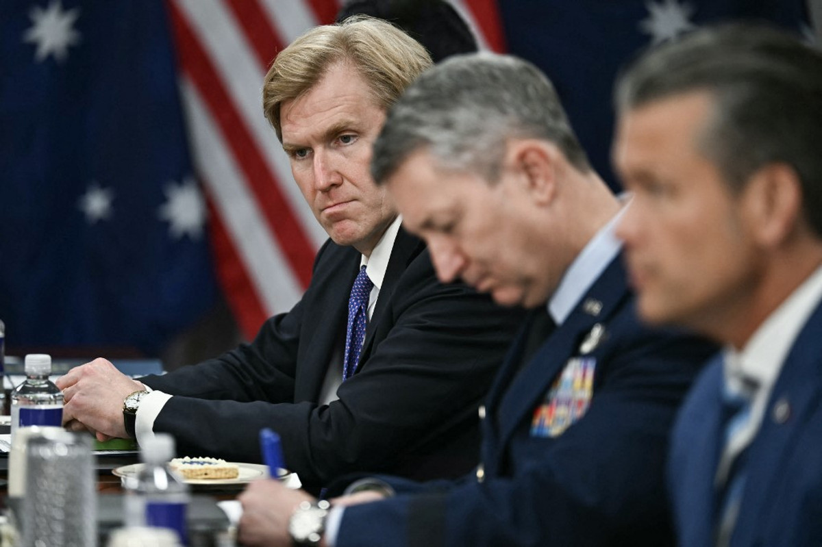 Trump Leaves Key US Allies Out of NATO Group Meeting