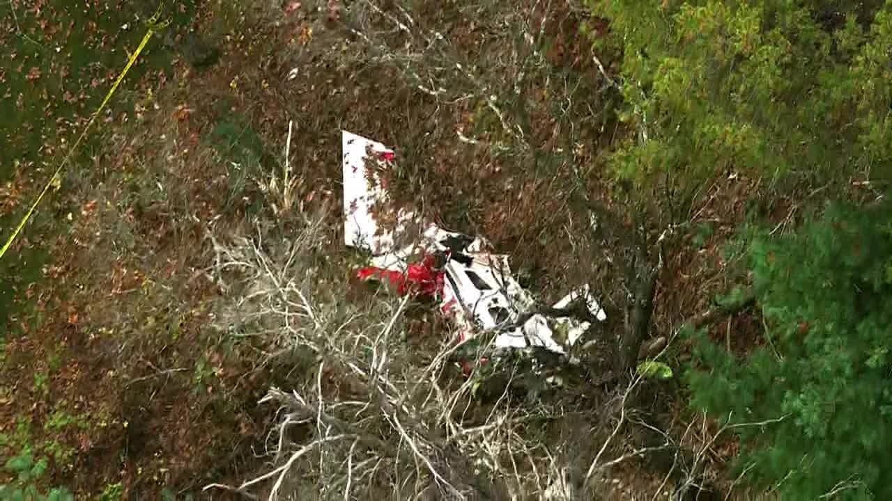Authorities identify 6 killed in small plane crash near Wisconsin Dells