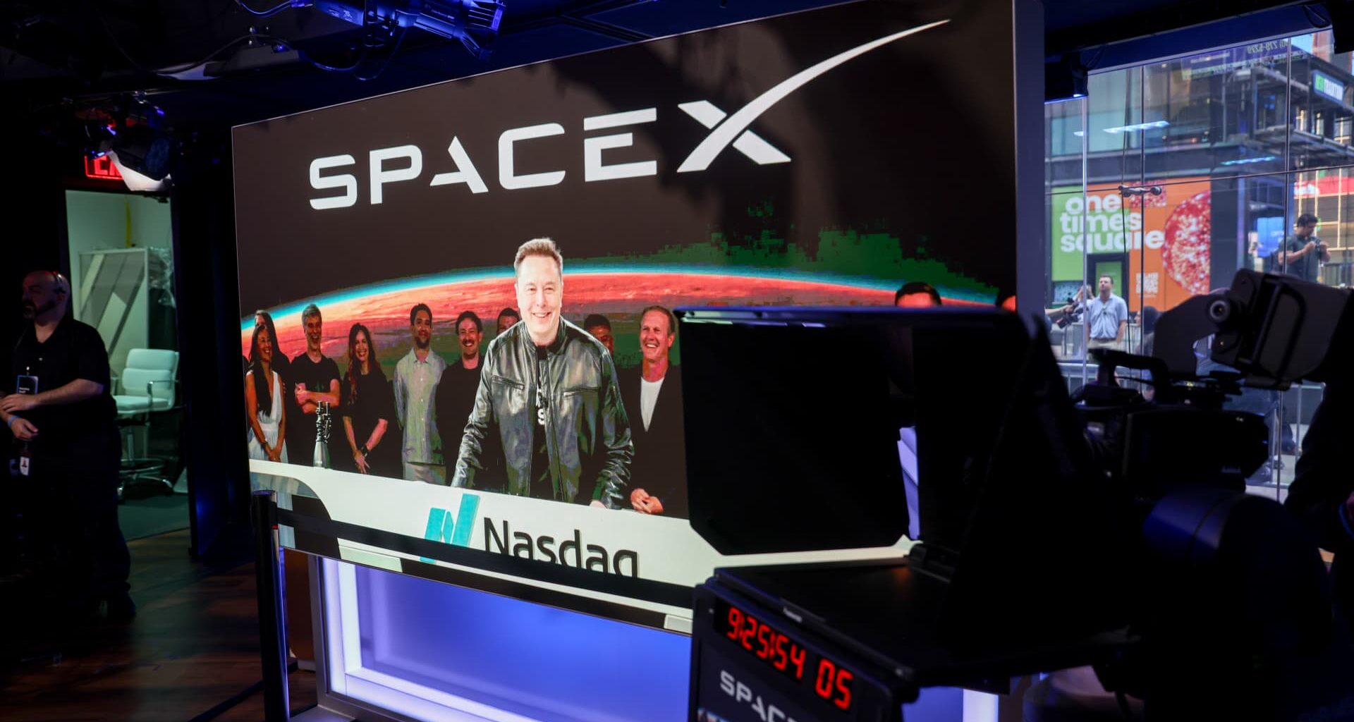 Elon Musk says he'll give a SpaceX share to every child in U.S.