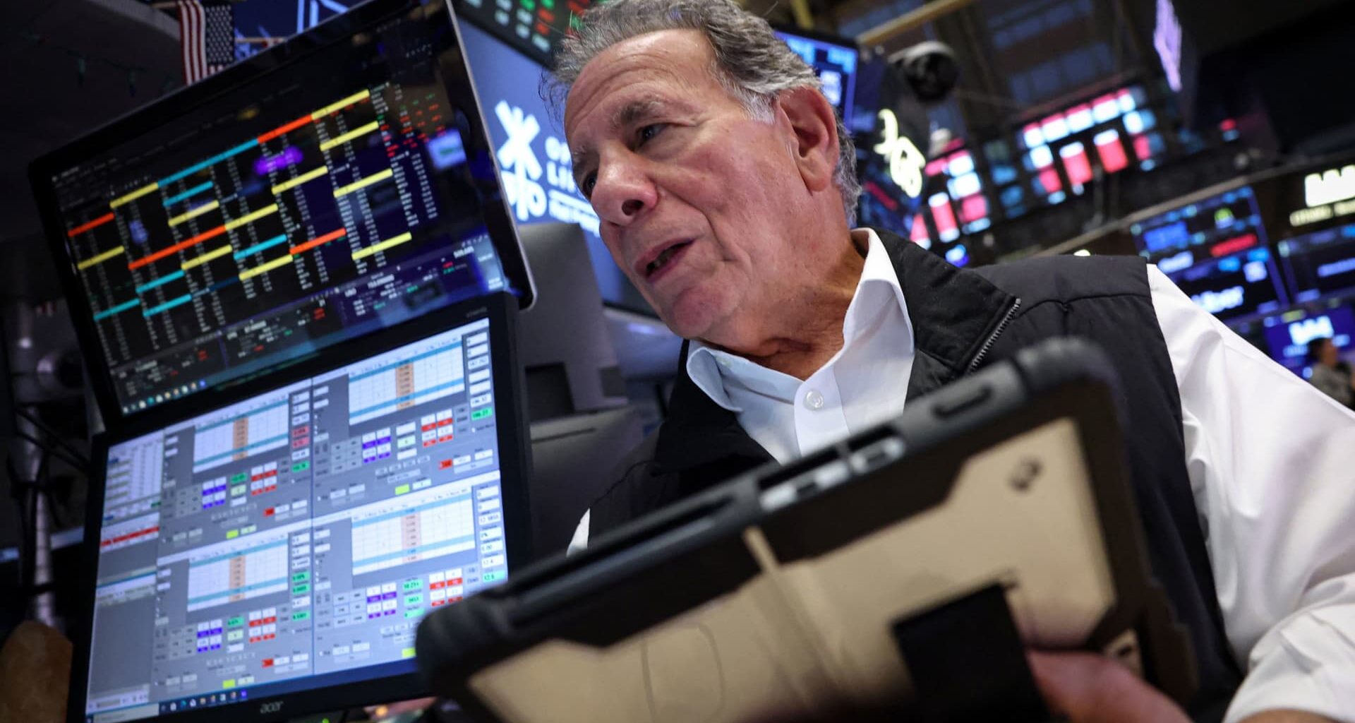 Stock market today: Live updates