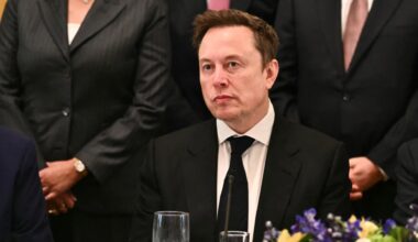 Musk says Trump responsible for any curbs on Ukraine's Starshield