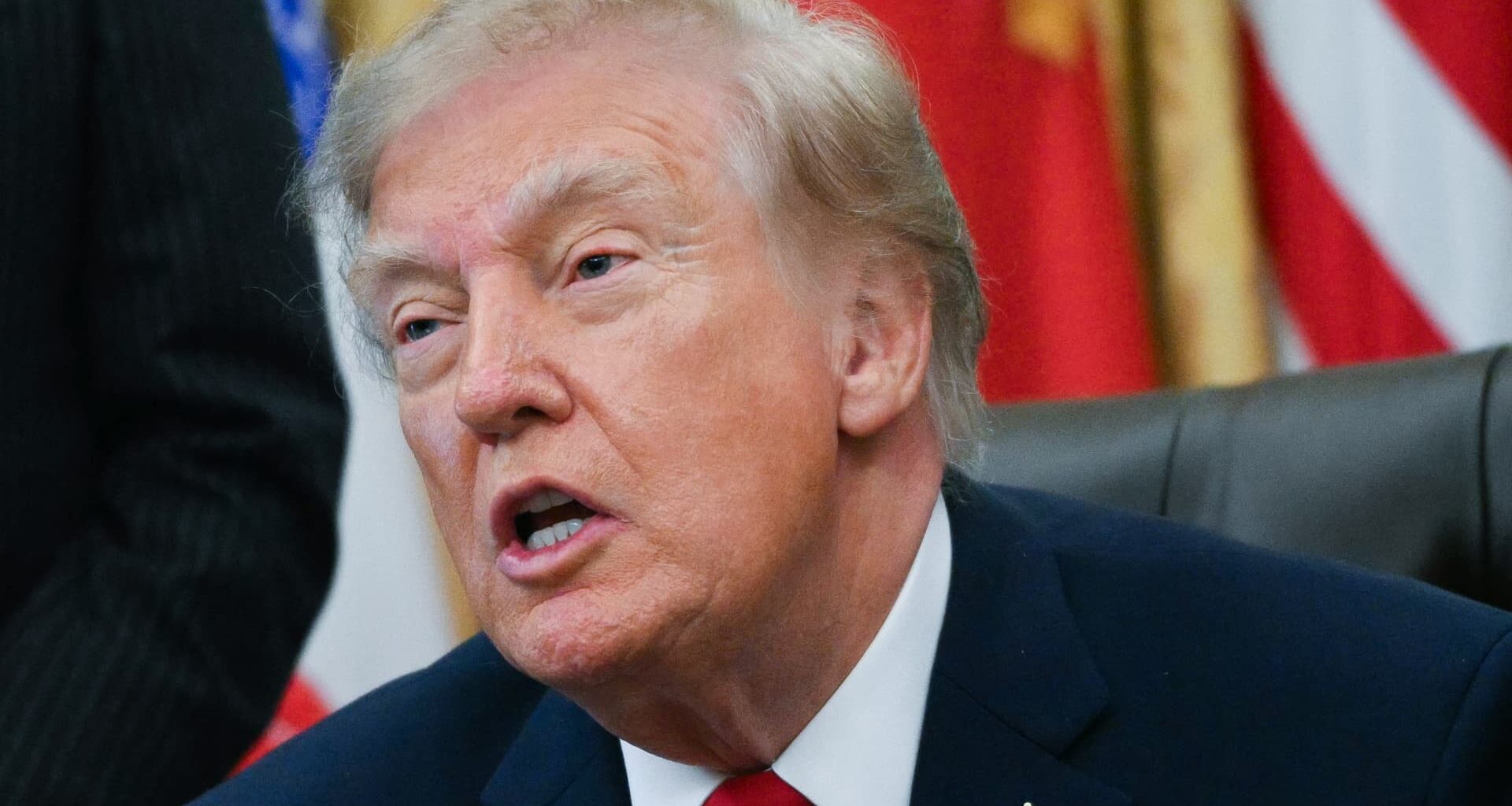 Trump doesn't think Russia plague incident is bioweapon, plans Putin call