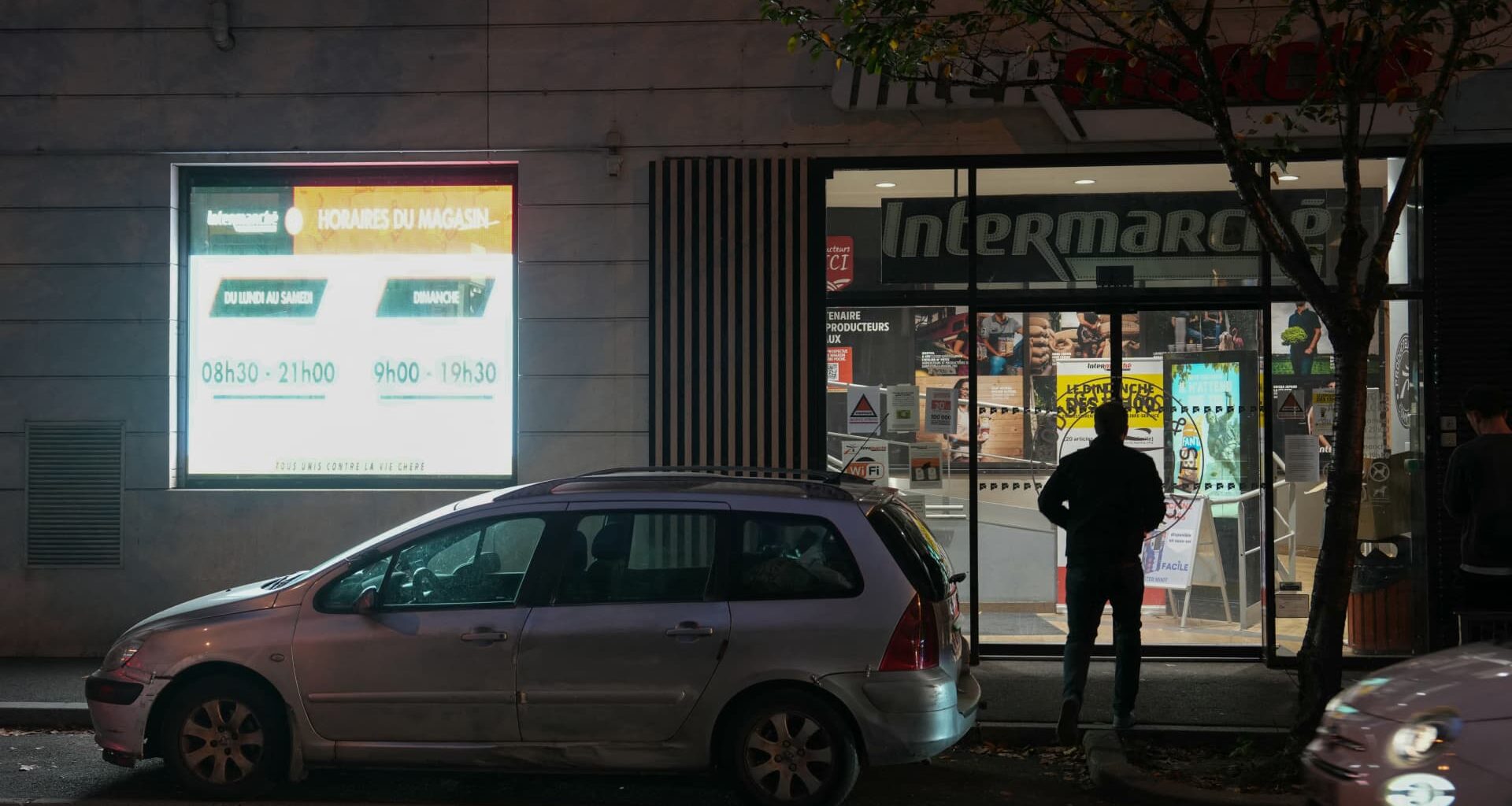 French supermarket fridges get hacked, heating to 122°F and sparking fires