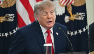Trump jokes $5,000 cash would buy hamburger and dessert at Mar-a-Lago