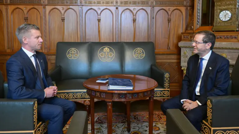 'See you in Israel': Herzog meets Hungarian PM, invites him to visit