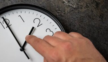 Did you remember to turn back your clocks? Israel 'falls back' to Winter Time