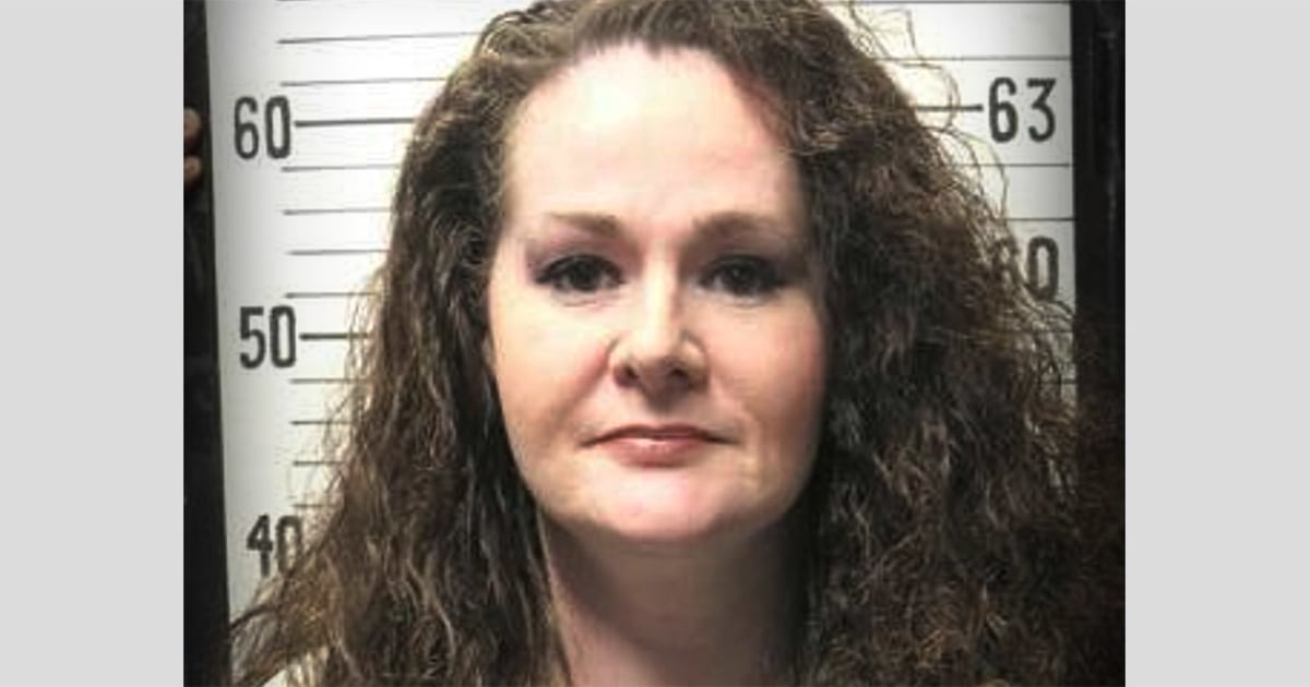 Christa Pike unconscious, on ventilator at Nashville hospital, her lawyers say