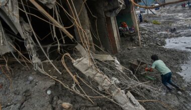 Nepal Search Ends With 5K Still Missing