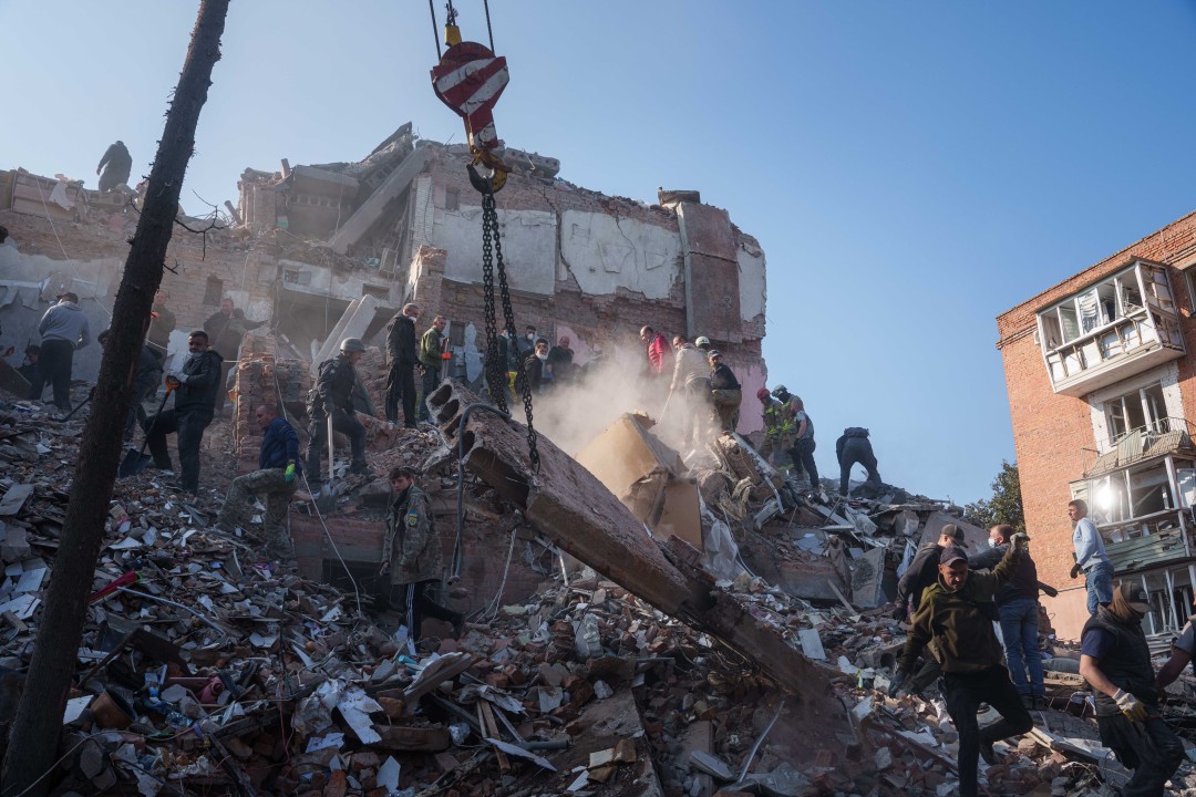 19 Killed in One of Russia's 'Most Vile Strikes'
