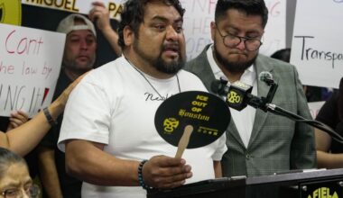 Family: ICE Broke Man's Leg While Targeting Dead Suspect