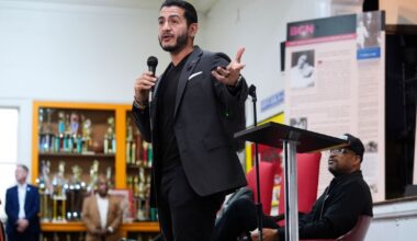 El-Sayed Turns Muslim Question Into Viral Moment