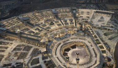 Man, Woman Executed for 'Indecent Acts' in Mecca Mosque