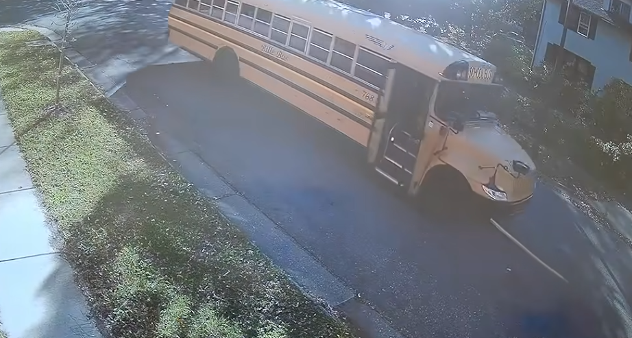 Man Stops Runaway School Bus, Saves Nearly 20 Kids