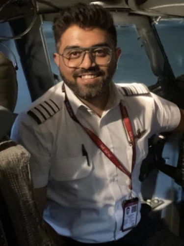 Capt. Smit Machchhar, the Indian pilot who, despite being seriously wounded, helped thwart an apparent attempt to crash flydubai Flight FZ1073 en route from Dubai to Tel Aviv. Credit: Israel Foreign Ministry.