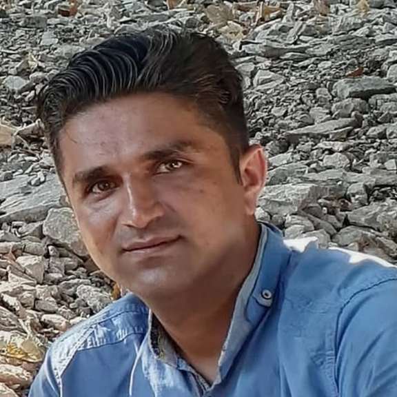 Mostafa Kouhsari was shot by security forces during the January 8 protests and died on the way to hospital, according to his relative Hamid Kouhsari.
