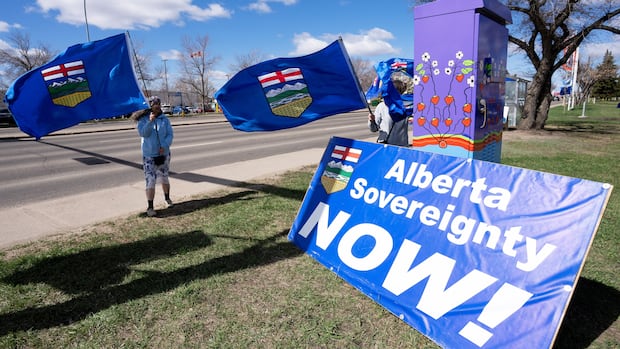 Internal documents detail Ottawa's economic worries over Alberta referendum