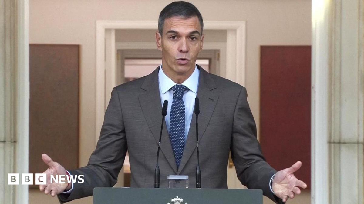 Spanish election: Pedro Sanchez calls snap election for 29 November after housing protests