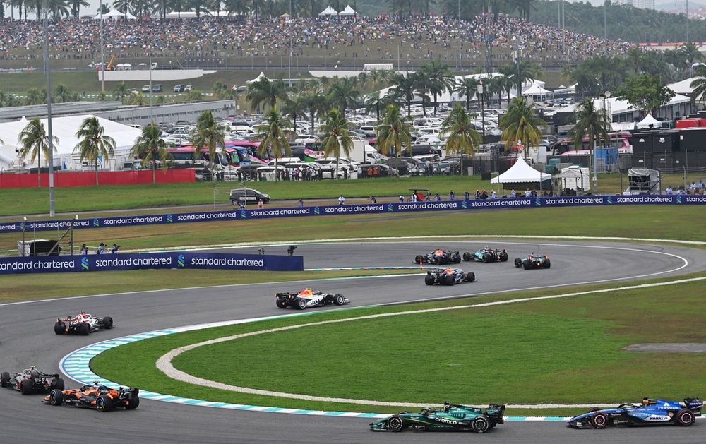 Andrea Kimi Antonelli, Mercedes, Max Verstappen, Red Bull Racing, George Russell, Mercedes