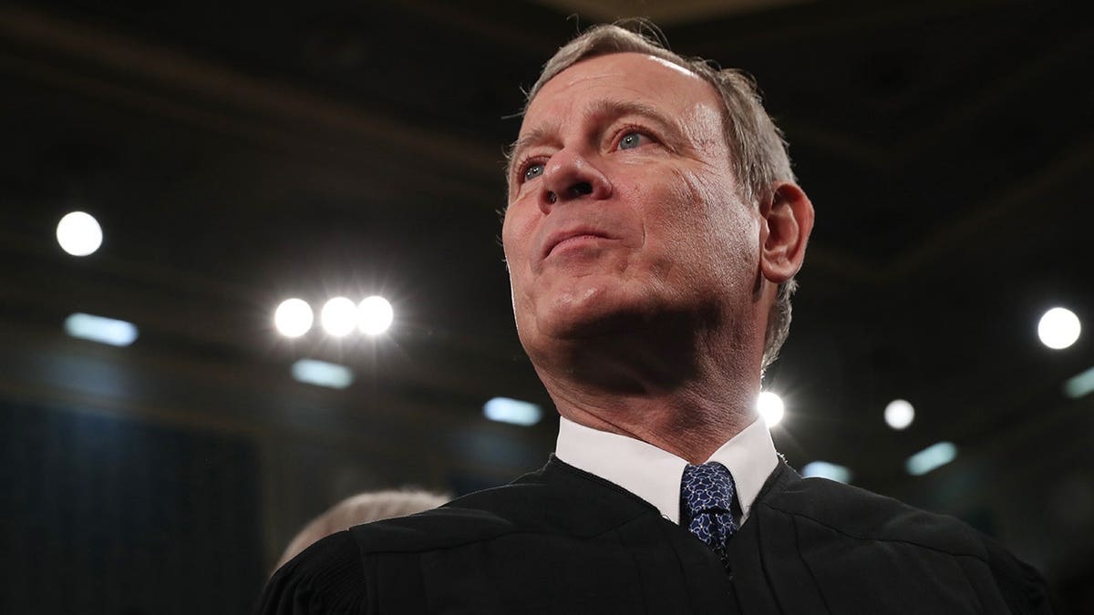Photo of Chief Justice John Roberts.