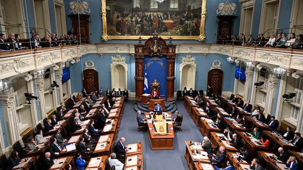 Injunction filed to force incoming PQ government to take oath to King