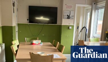 Eleven bail hostels due to house early release prisoners in England and Wales closed | Prisons and probation
