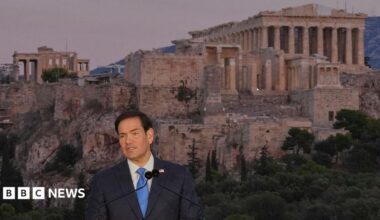 Rubio in front of the Acropolis