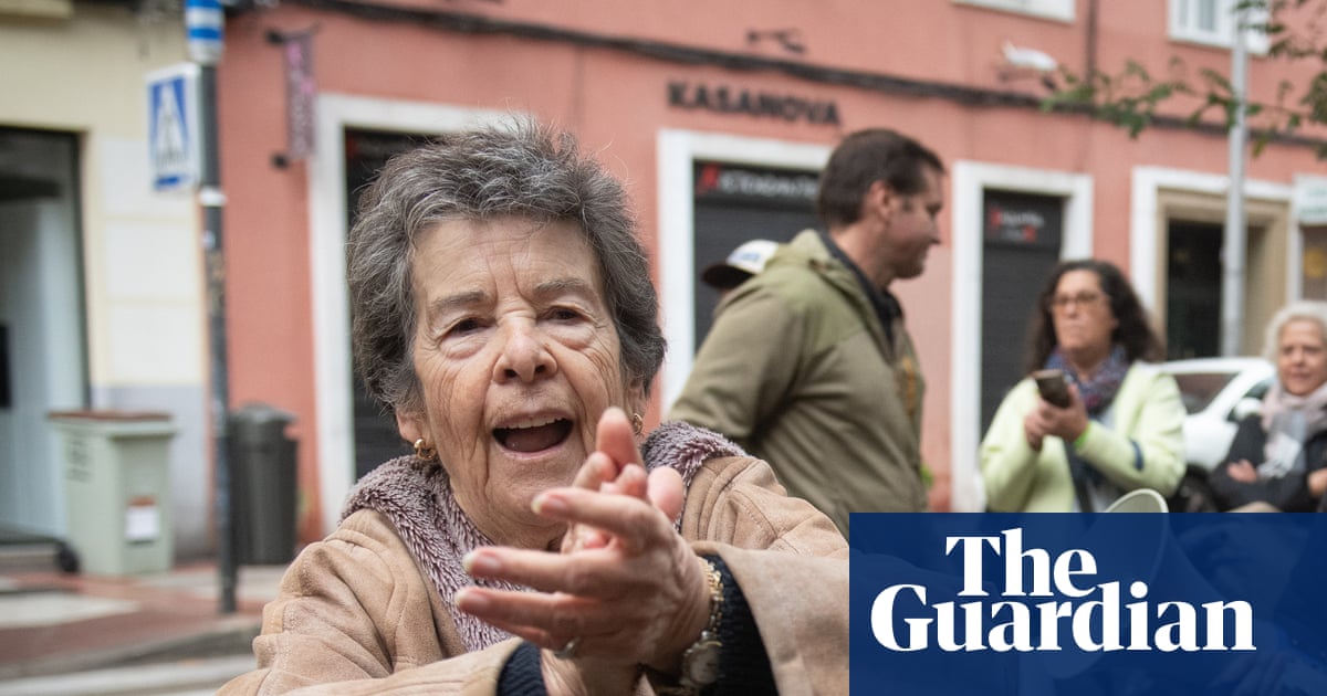 María del Carmen Abascal, symbol of Spain’s housing protests, dies aged 87 | Spain