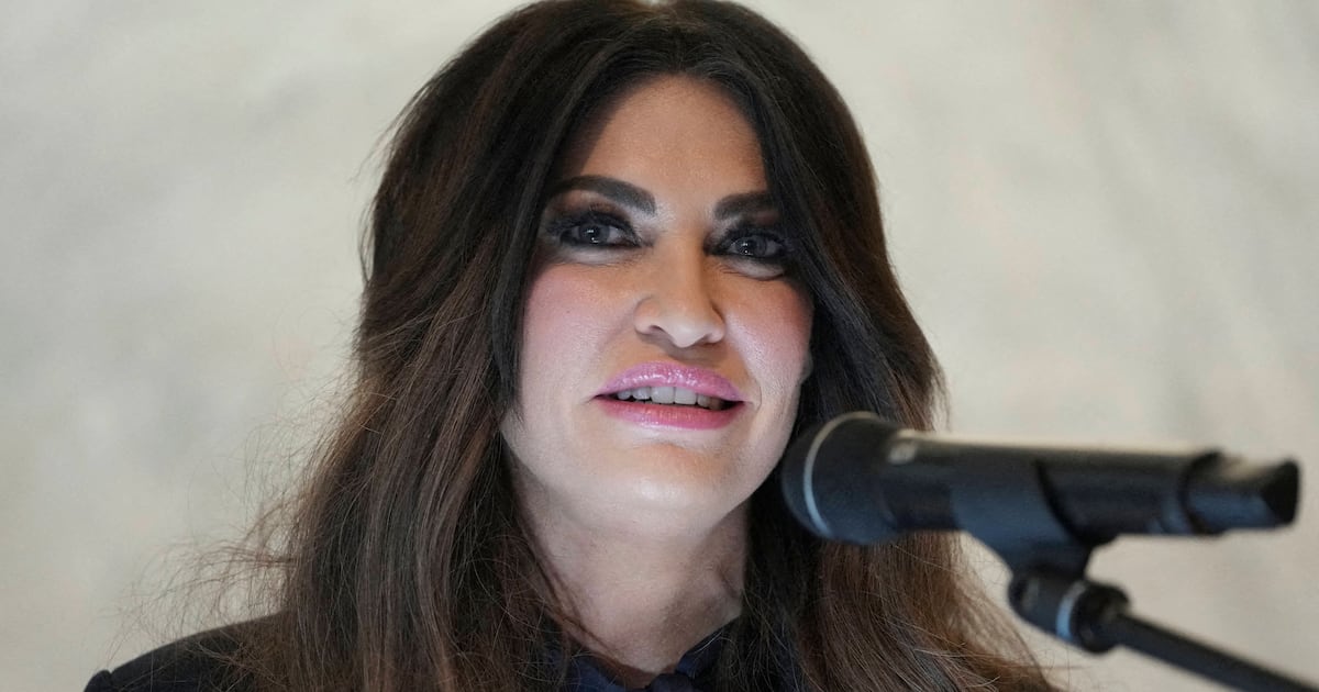 Kimberly Guilfoyle’s Demand for Cash Off the Books Exposed