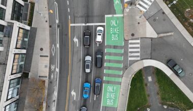 Ontario will officially begin removing Toronto bike lanes on Tuesday